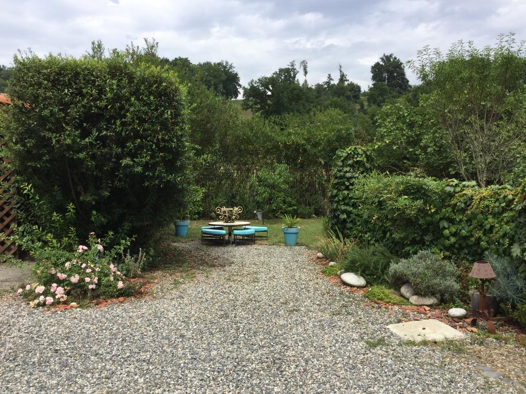 Bed and Breakfast Loft Atypique Villeneuve-de-Rivière Zewnętrze zdjęcie